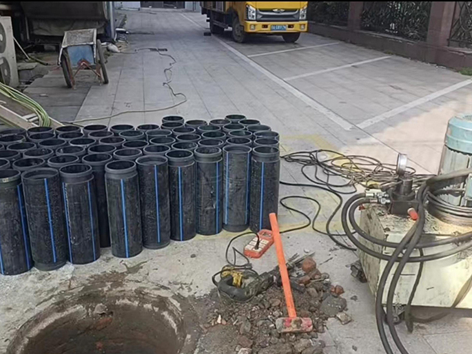 祁门PE置换管厂家 DN315置换管 非开挖管短管置换